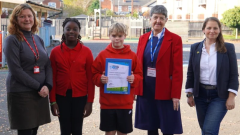 Pictured are (left to right) Louise Norris, Headteacher at St George’s CofE Primary School; Lois Asamoah; Charlie Warburton; Councillor Lynn Denham, Worcester City Council Leader; Worcester City Council’s Arboretum Ward Councillor, Hannah Cooper. Credit: Worcester City Council.